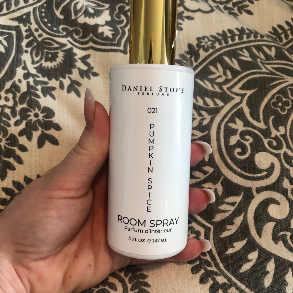 Danielle Stone Pumpkin Spice Room Spray